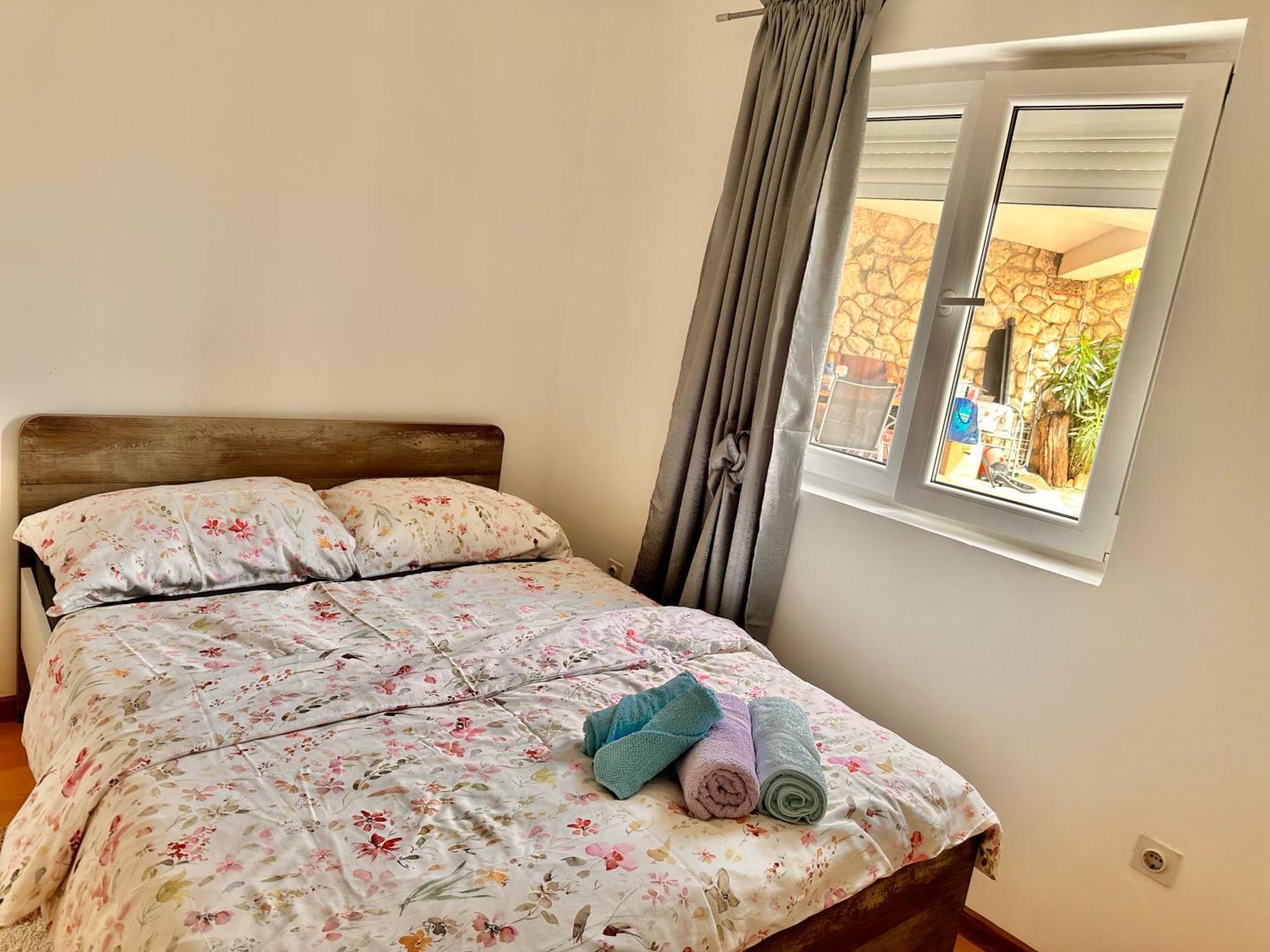 דראמליי Apartmani Ana מראה חיצוני תמונה